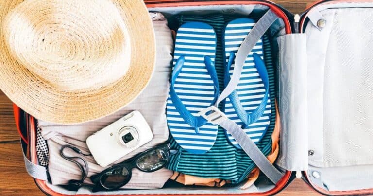 Traveling Essentials for Women Packing List