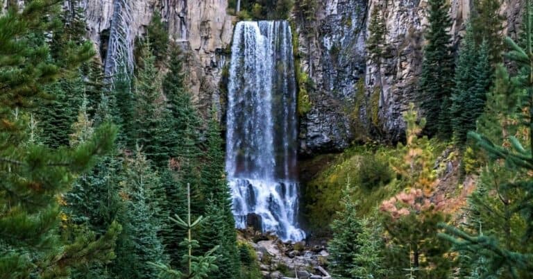 10+ Must-See Waterfalls Near Bend Oregon