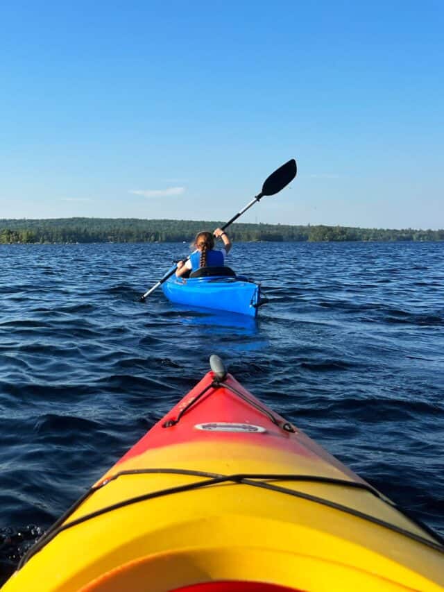 cropped-kayaking-branch-lake.jpg