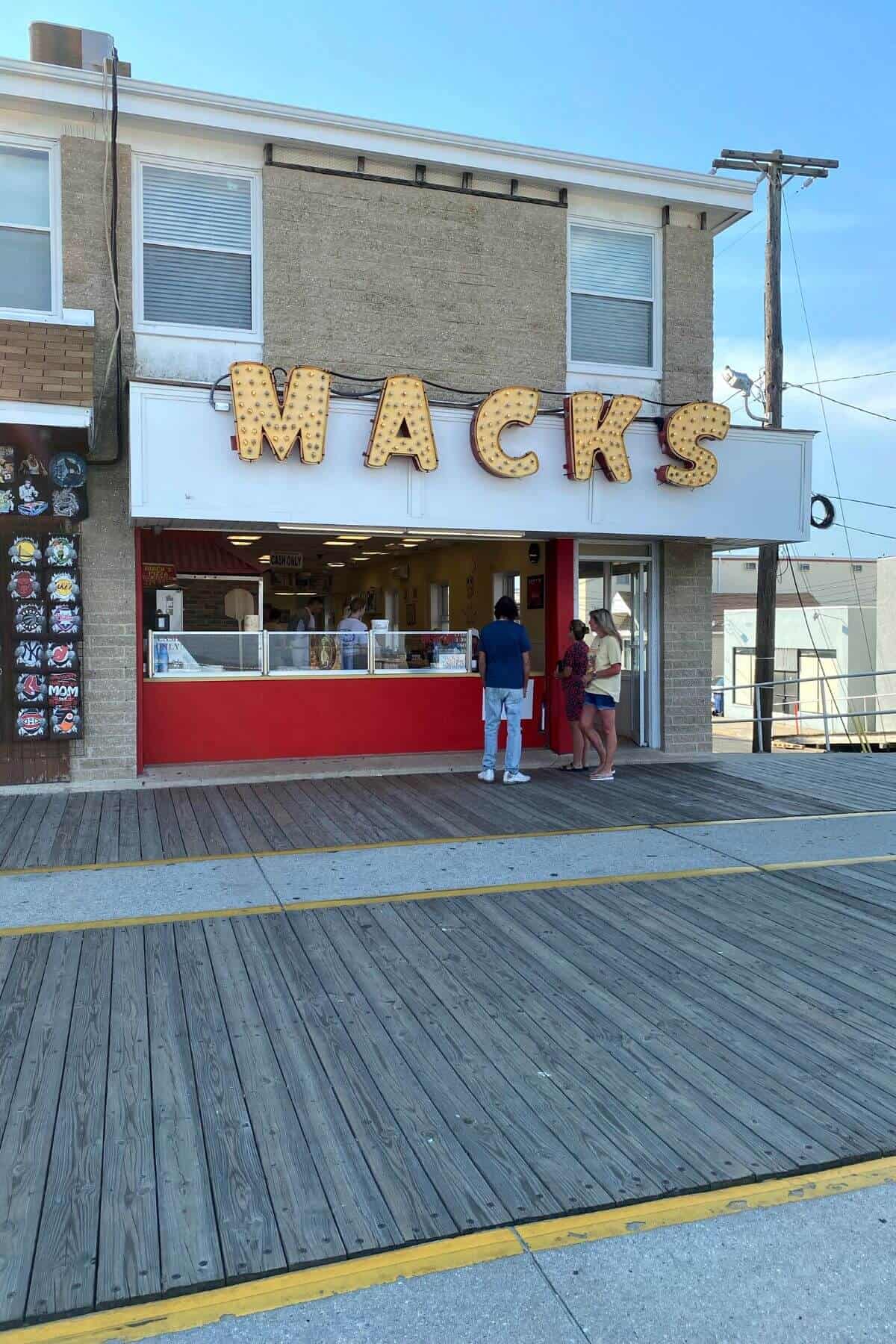 macks store front.